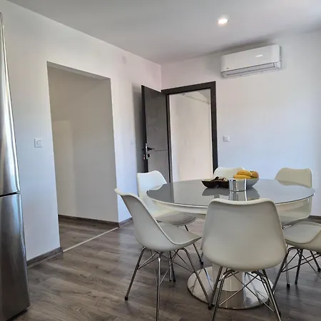 Bella Vista דירה